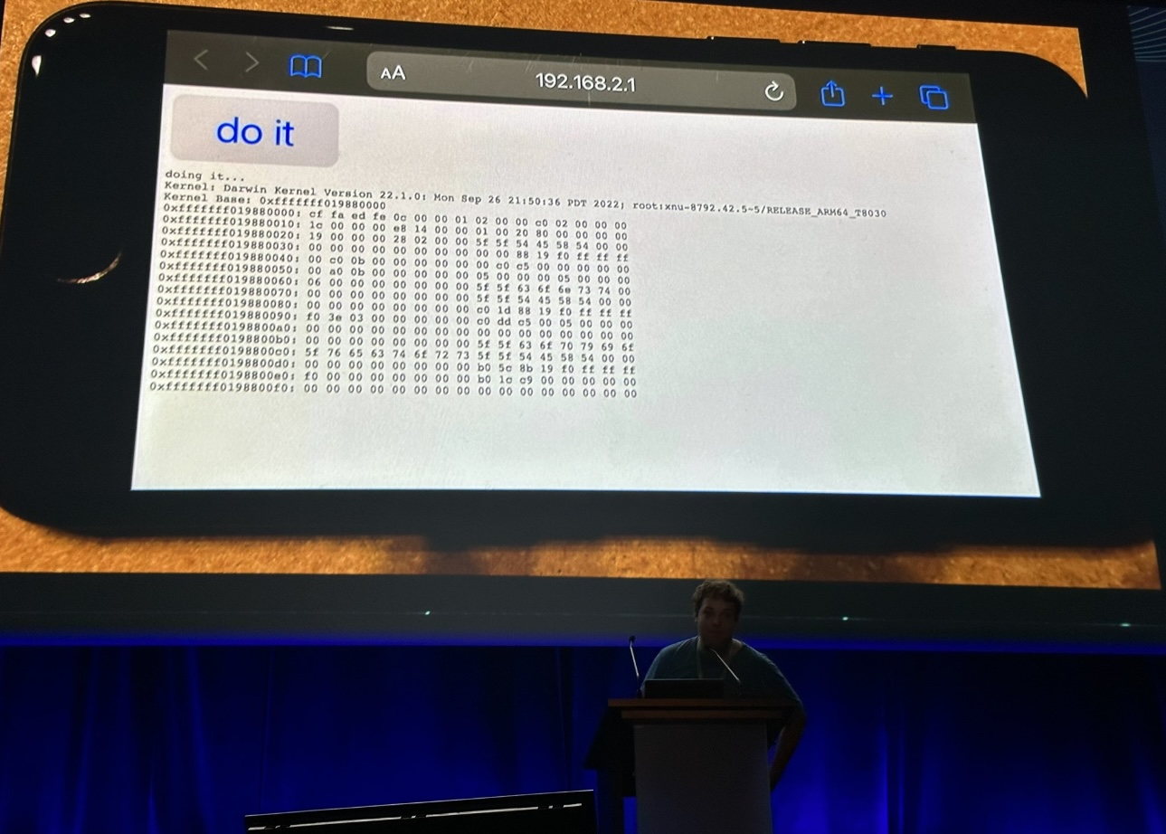 Luca Todesco demos a jailbreak on iOS 16.1 beta.